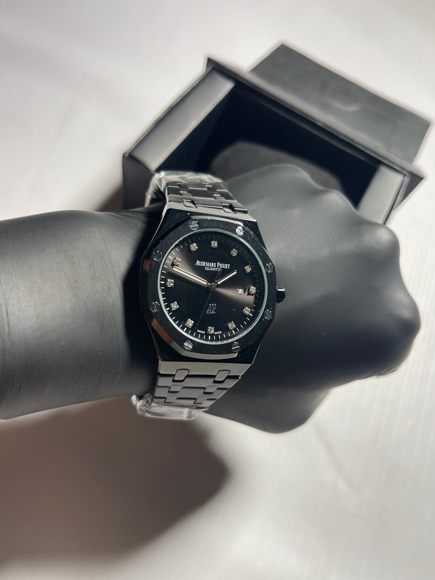 AP Diamond Full Black