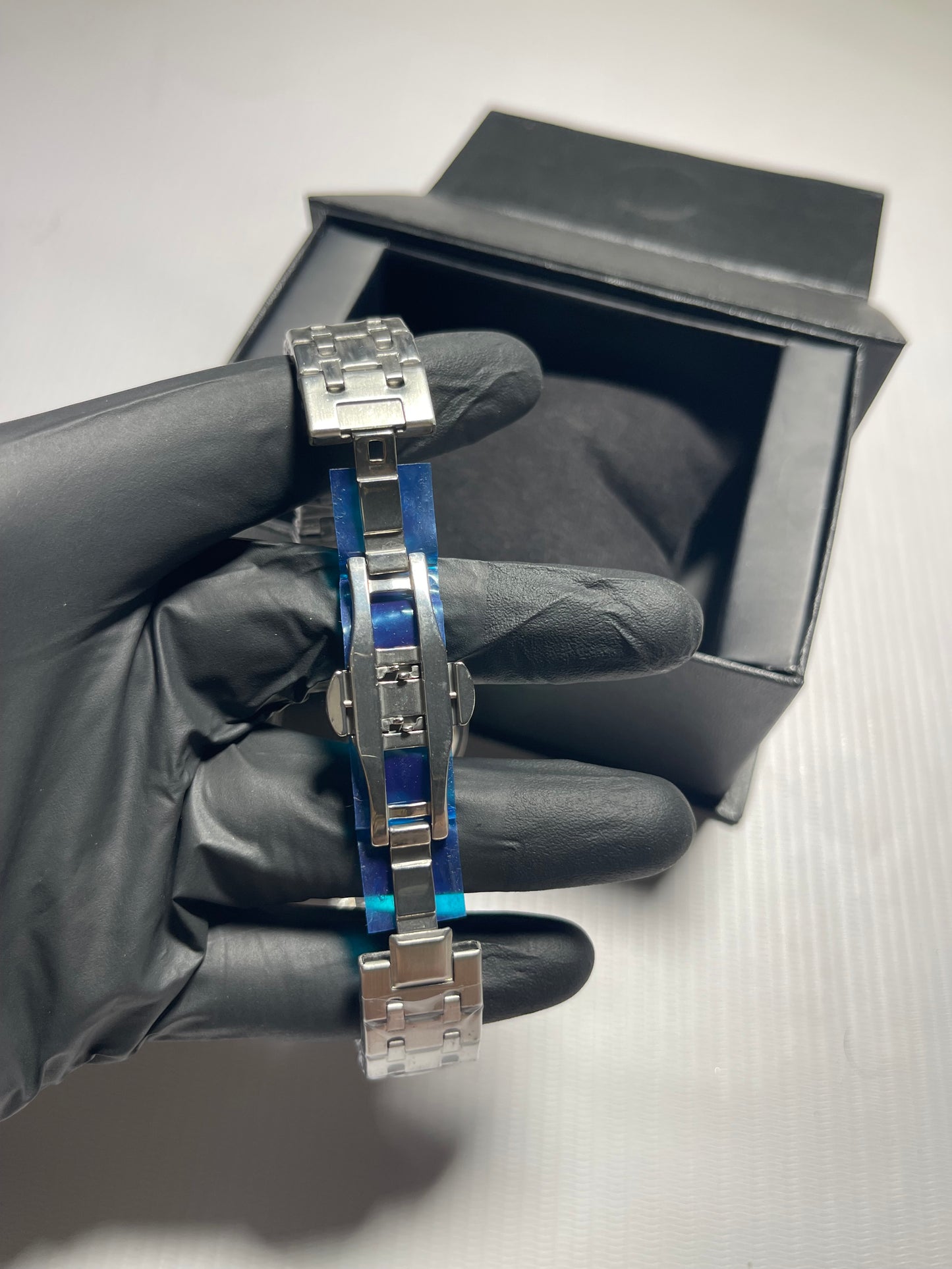 AP Lavish Blue